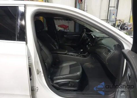 2017 Chevrolet Impala 1Lt z USA, uszkodzony, nr VIN 2G1105SAXH9114329